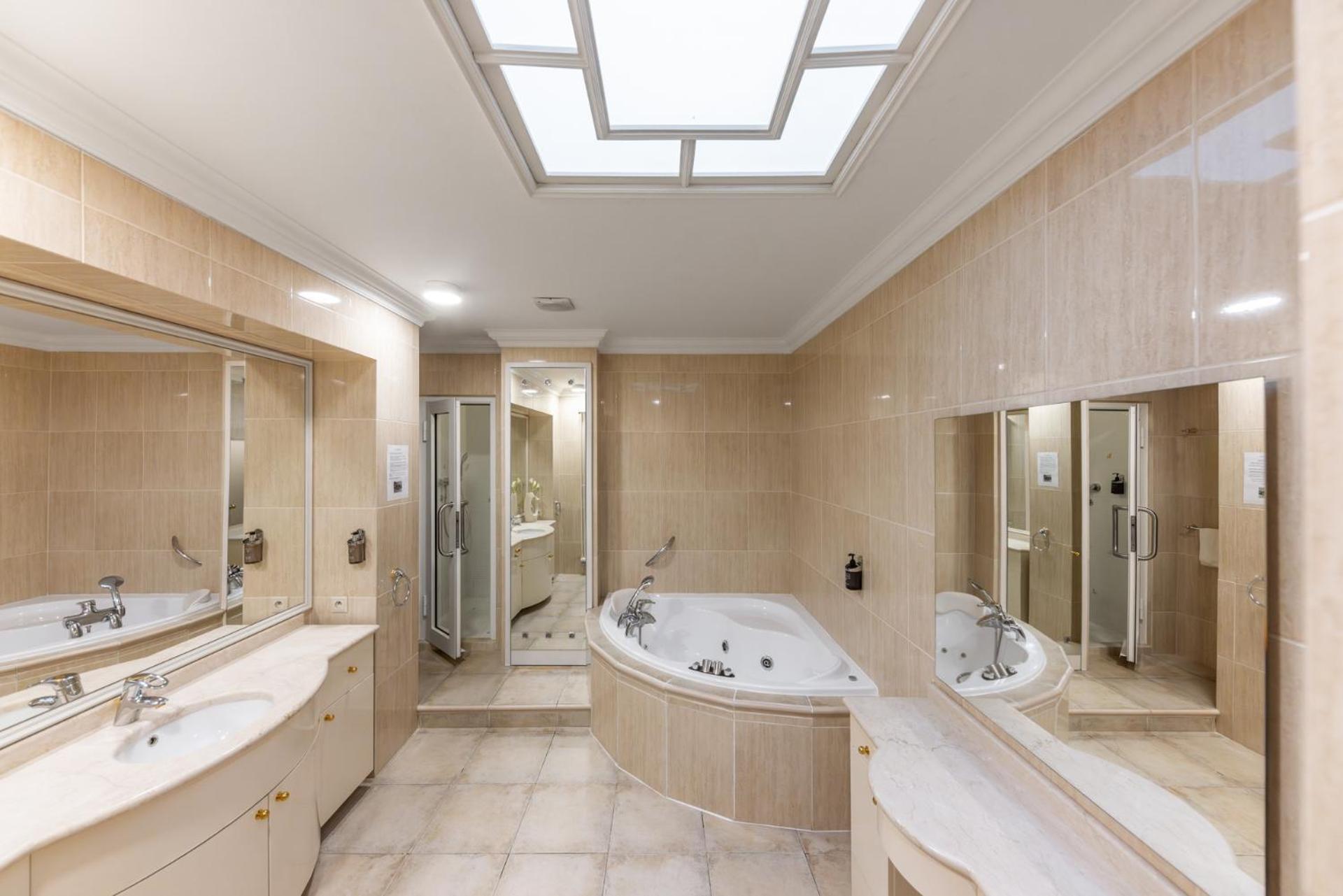 President Boutique Apartments #8 By Goodnite Cz Brno Esterno foto